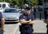 fransız polisinden kadına dayak ve biber gazı / #487038